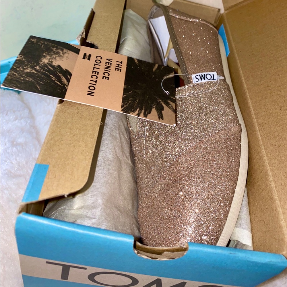 TOMS Rose Gold Glimmer 6.5